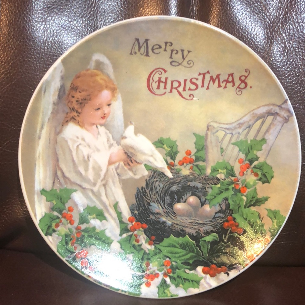Vintage Vigor “Merry Christmas “Decorative Plate
